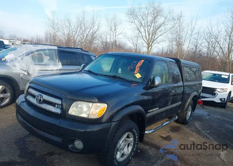 2005 Toyota Tundra Sr5 V8 z USA, uszkodzony, nr VIN 5TBBT44145S472757